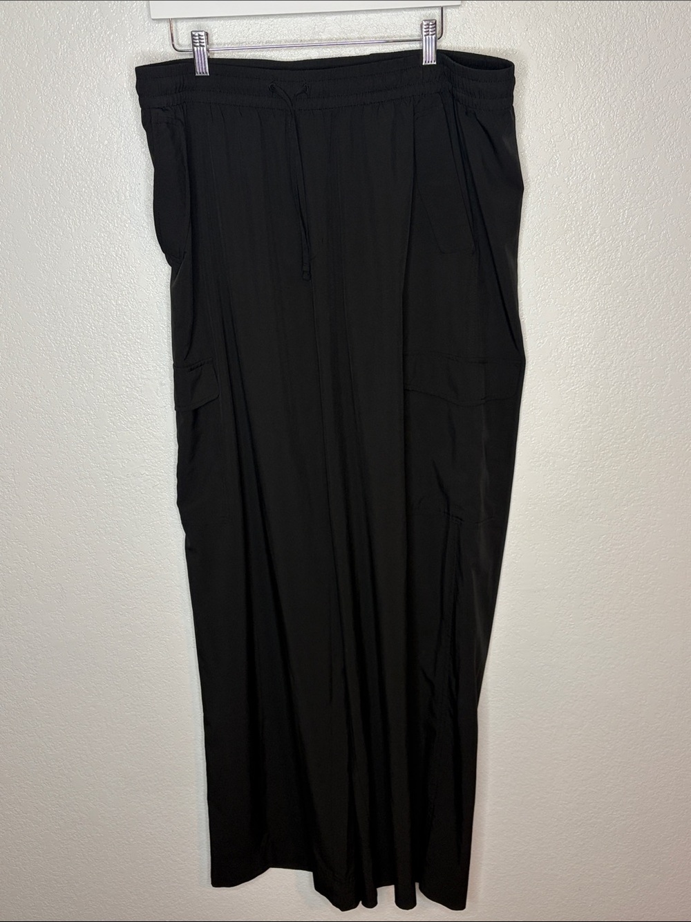 Old Navy Black Activewear Cargo Quick Dry Wide Leg Track Pant Size XL Tall